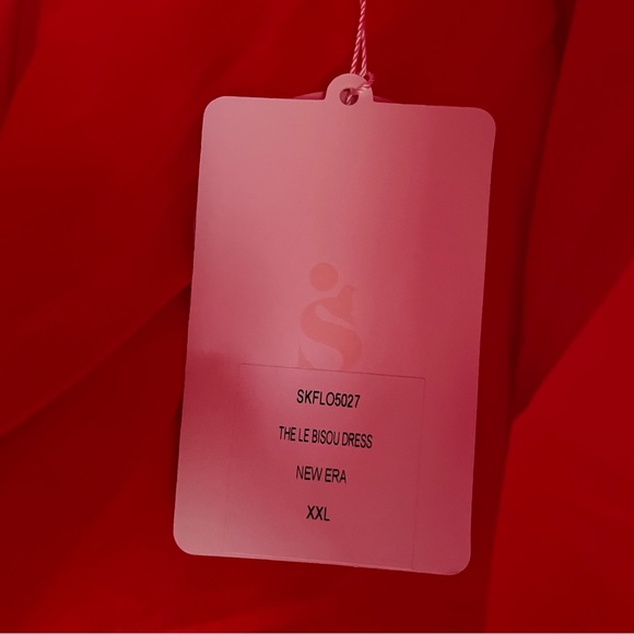 Selkie Le Bisou New Era red dress - Picture 6 of 7